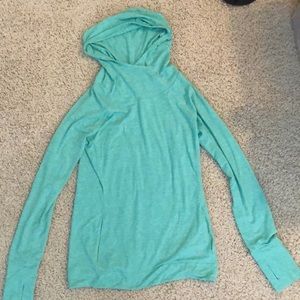 GapFit Breathe Pullover Hoodie